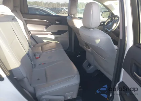 2019 Toyota Highlander Limited Platinum z USA, uszkodzony, nr VIN 5TDYZRFH3KS323890